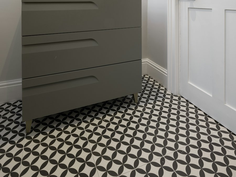 Patterned porcelain floor